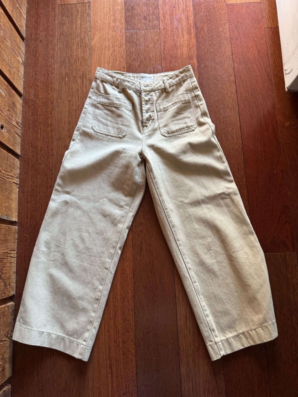 High-Rise Wide Leg Capris in Cream